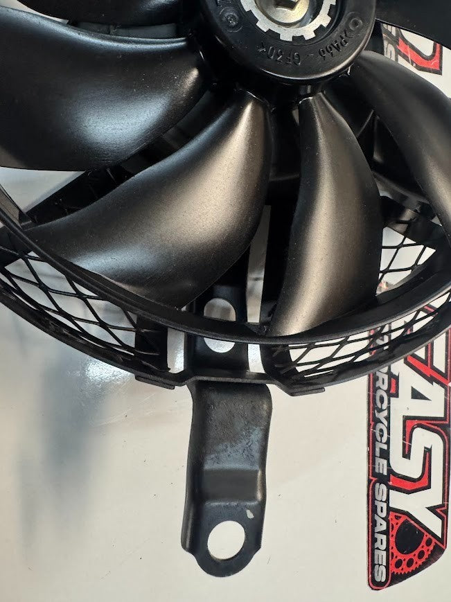 Suzuki GSXR 1000 2009-2016 Radiator Thermo Fan OEM Genuine 17800-47H00