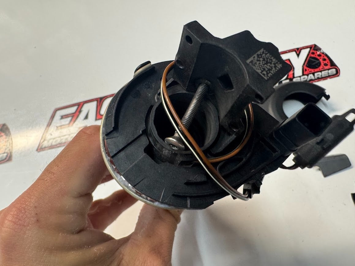 BMW S1000RR 2016 E-Throttle Tube Heated OEM Genuine K46 61318534424