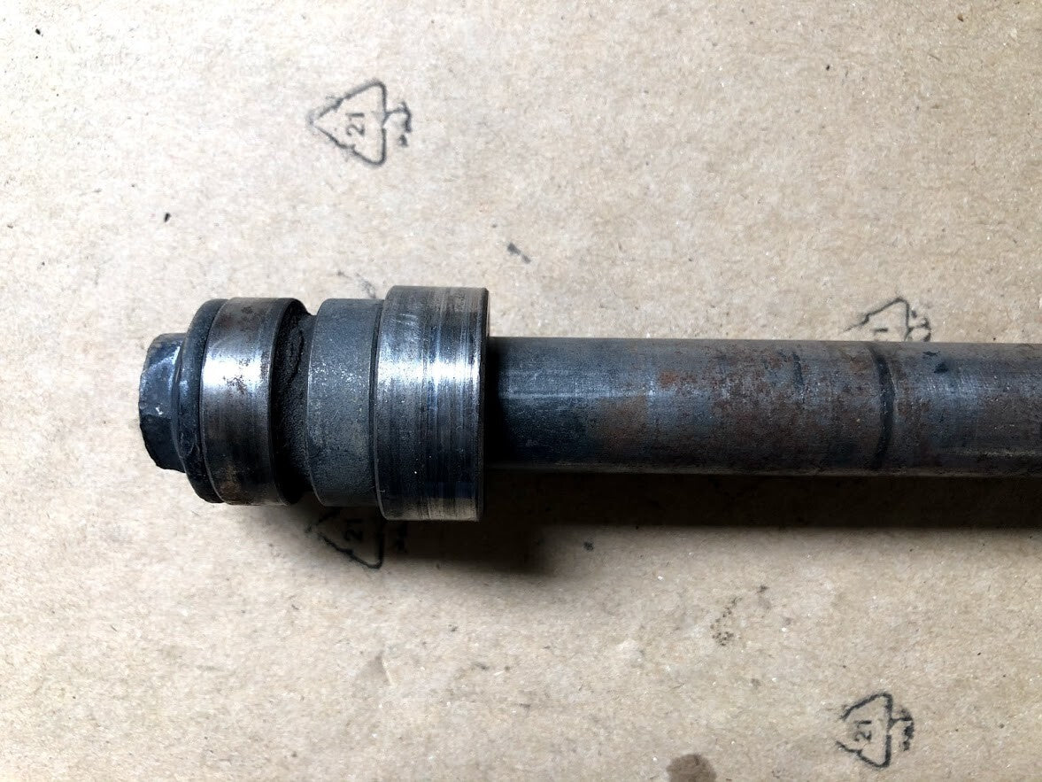 Rear Axle Honda CBR 1000 F 87-96 1987 42301-MM5-000