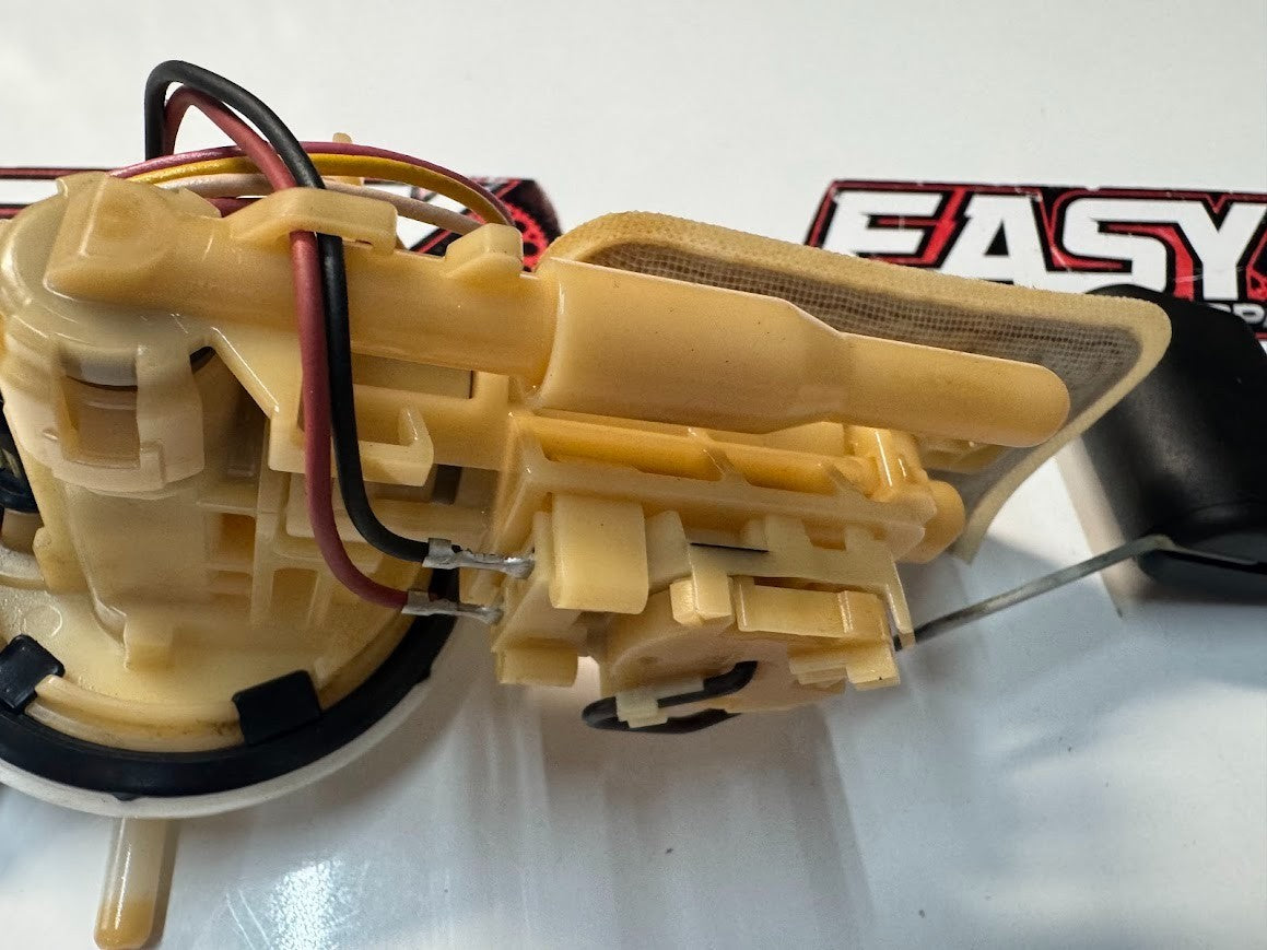 Yamaha YZF R15 2015-2018 Fuel Pump Assembly OEM Genuine 2FB-E3907-10