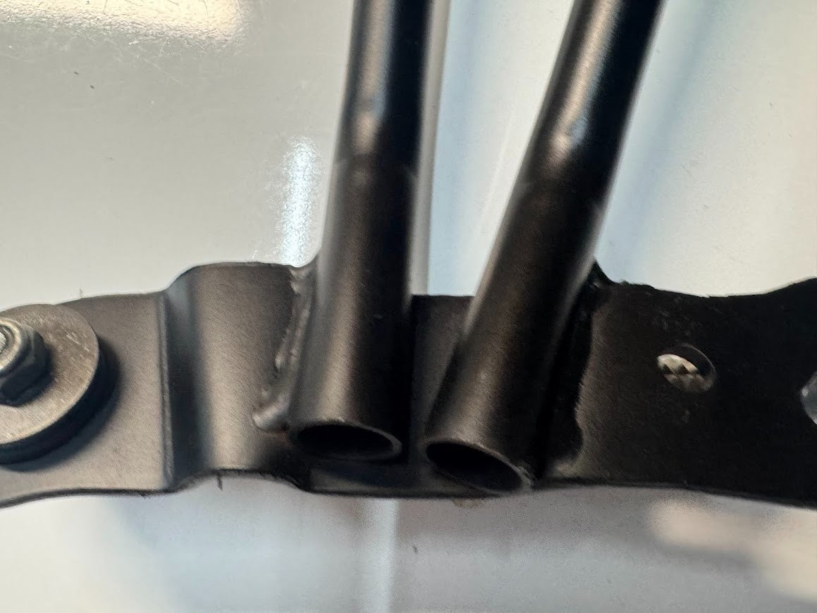 Yamaha YZF R15 2013-2018 RH Pillion Peg & Bracket OEM Genuine 1CK-F742L-00