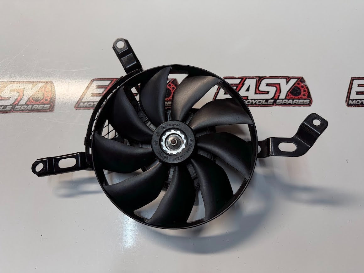 Radiator Thermo Cooling Fan Suzuki GSXR 1000 2007-2008 OEM 17800-21H00
