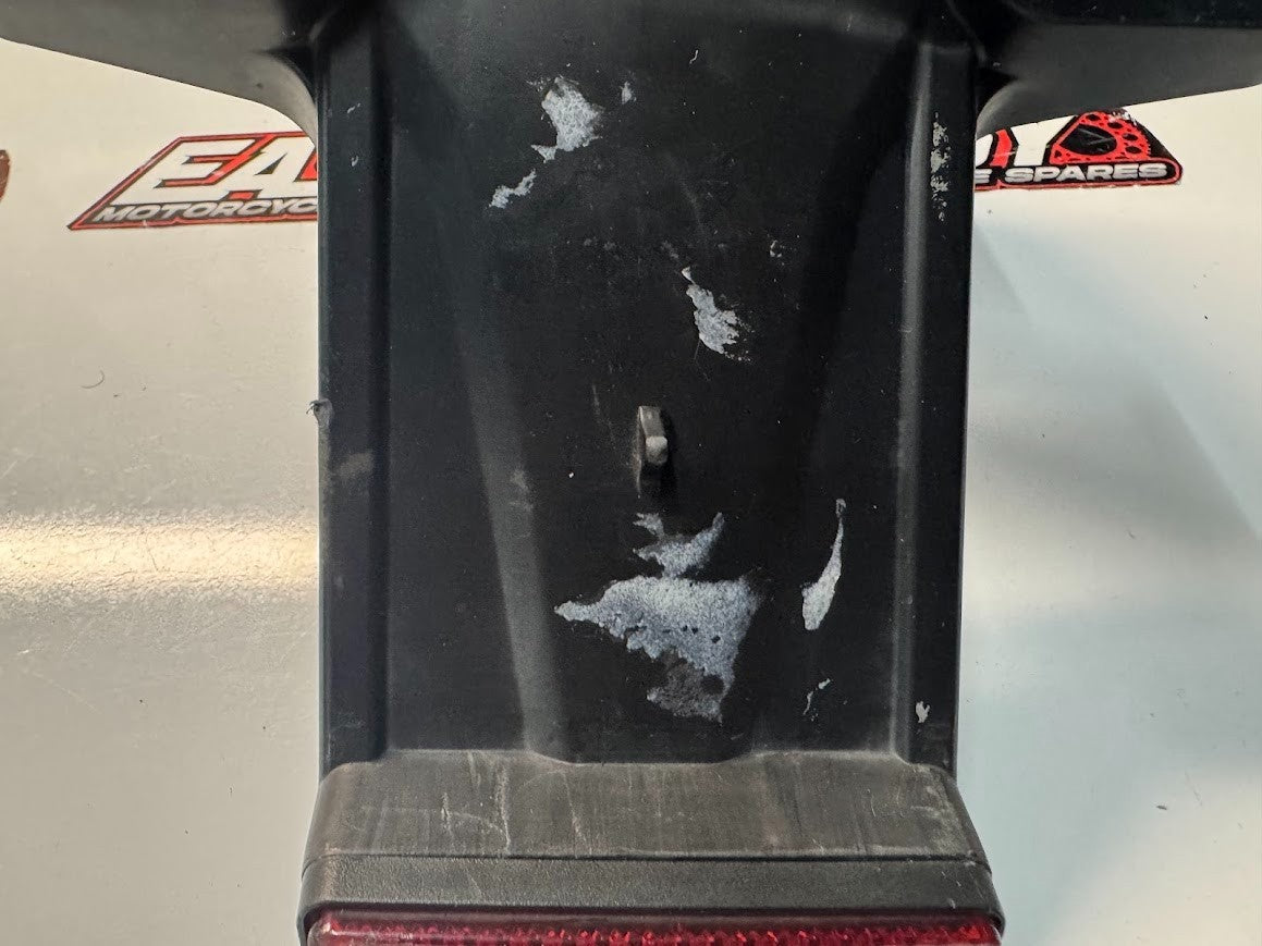 Yamaha YZF R15 2013-2018 Rear Mudguard Plate Holder OEM Genuine 1CK-F1629-00