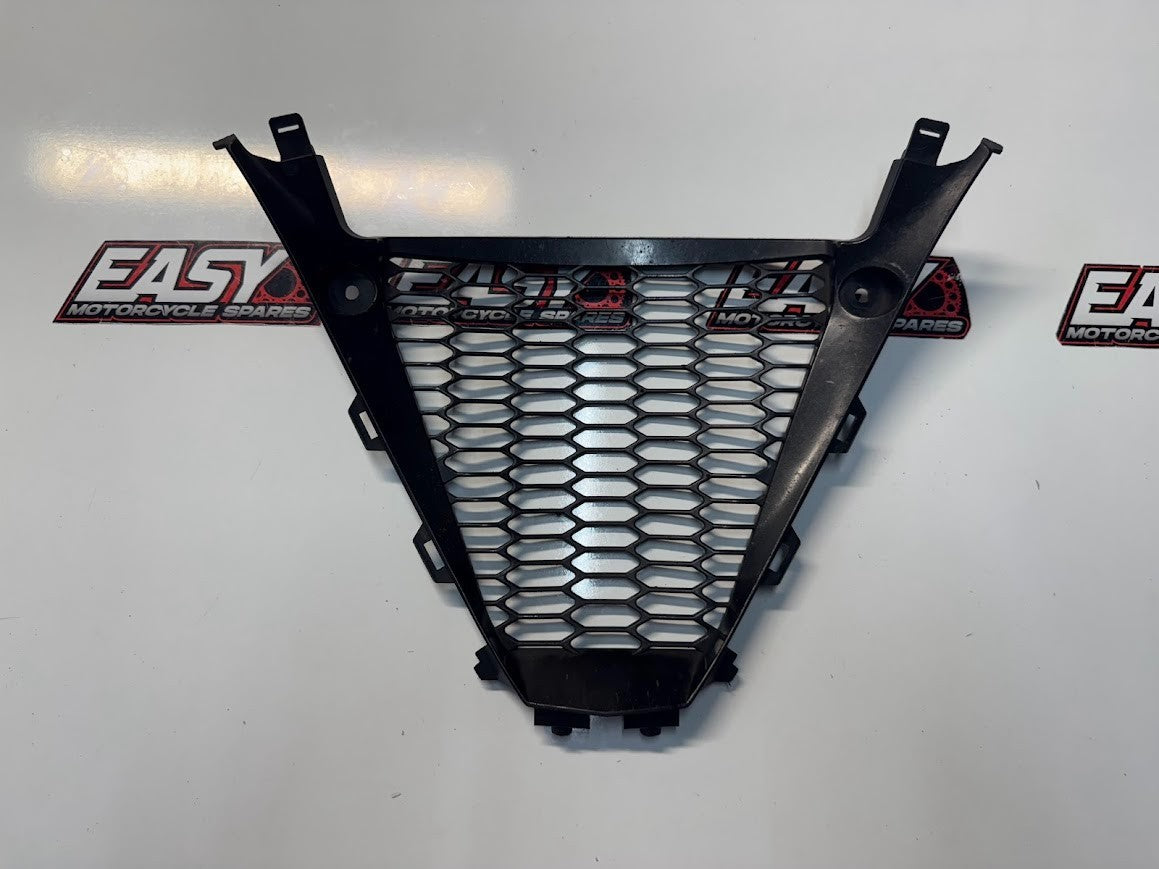 Lower Front Cowling Grill Suzuki GSXR 1000 07-08 2008 94498-21H00