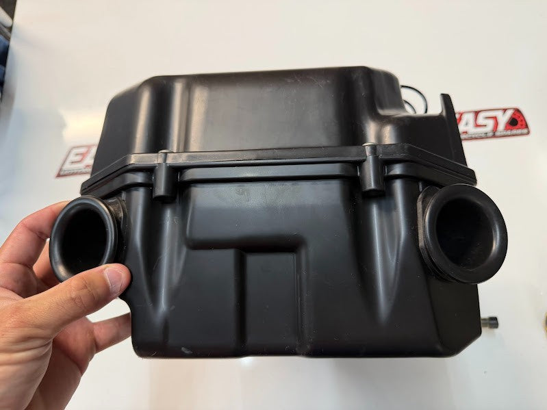 Air Cleaner Box Case Kawasaki Ninja 650L 2012-2016 OEM 11010-0704