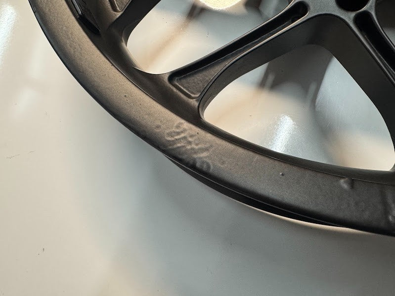 Yamaha YZF R1 2020 Front Wheel Rim OEM Genuine 2CR-25168-00 *READ DESCRIPTION*