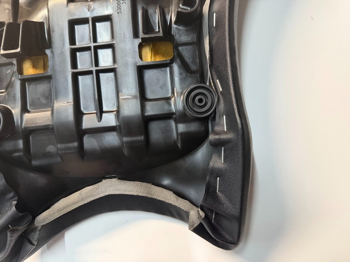 Riders Seat Kawasaki Ninja ZX-10R 2021-2025 OEM 53066-0700-MA
