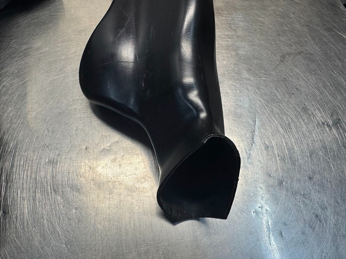 Suzuki GSXR 1000 2005-2006 Air Ram Intake Tube Ducts OEM Genuine 94420-41GA0