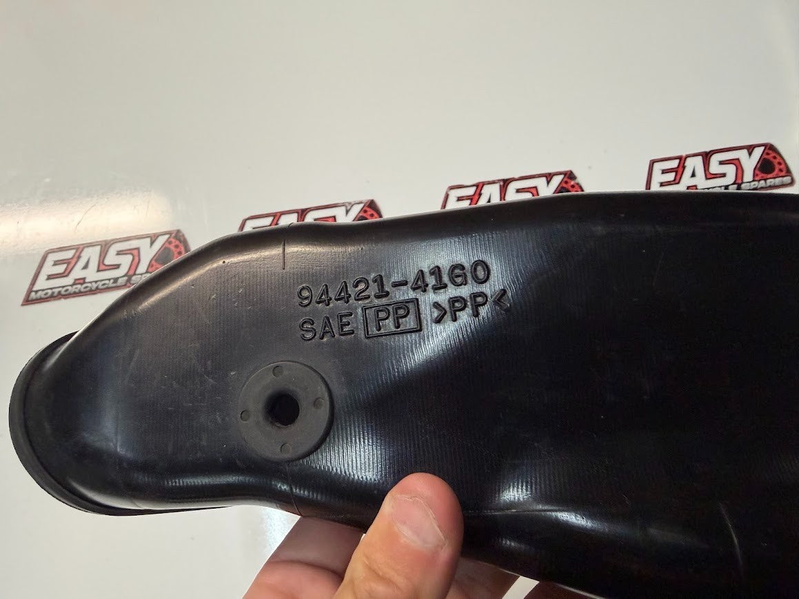 RH Air Intake Duct Suzuki GSXR 1000 2005-2006 OEM 94420-41GA0
