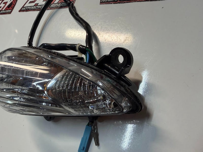 RH Front Blinker Indicator Honda CBR 1000 RR 2008-2016 OEM 33405-MFL-641