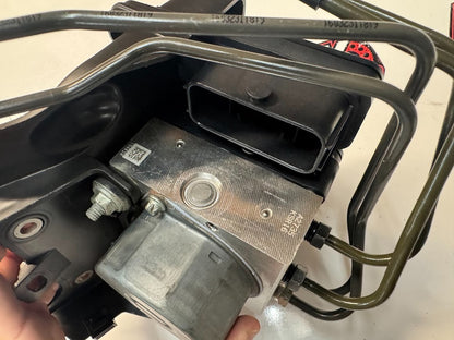 Yamaha YZF R1 2015-2019 ABS Module Pump OEM Genuine 2CR-85930-09