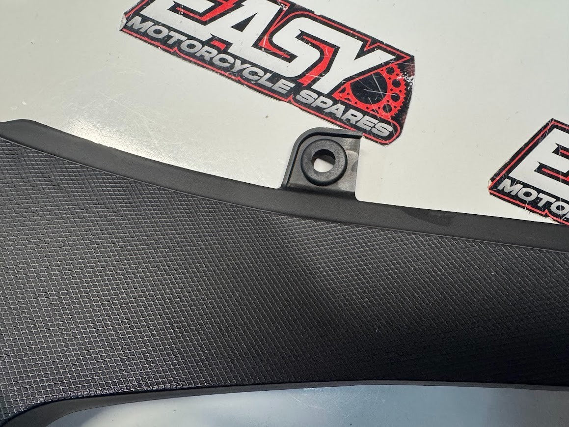 Aprilia RS4 125 4T 2011-2016 RH Side Cover Fairing Cowl OEM Genuine 897691