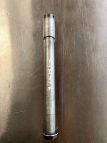 Front Axle Honda VTR 1000 98-05 1998 44301-MM5-000