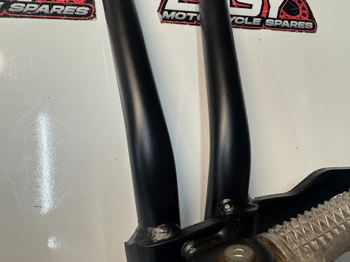 Yamaha YZF R15 2013-2018 LH Pillion Peg & Bracket OEM Genuine 1CK-F741L-00