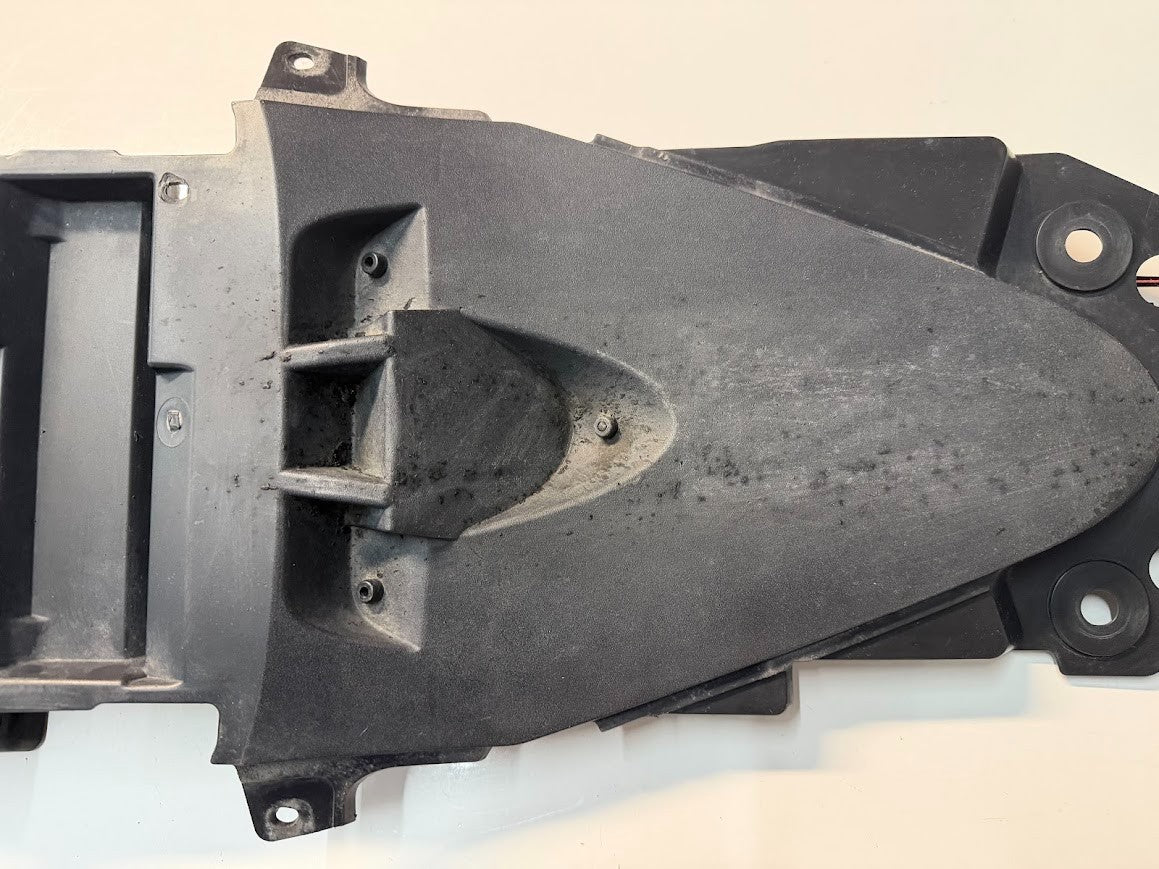 Rear Fender Suzuki GSXR 1000 2009-2016 OEM 63111-47H10