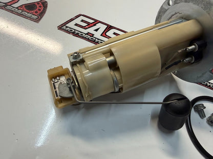 Fuel Pump Assembly Suzuki GSXR 1000 2012-2014 OEM 15100-47H10