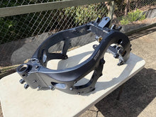 Frame Suzuki GSXR 1000 2013 OEM *Repairable Write Off* 41100-47H21-YUA