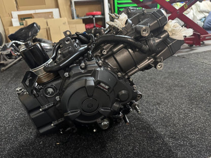 2025 Yamaha YZF R7 Engine Motor LAMS OEM Genuine 4,672kms