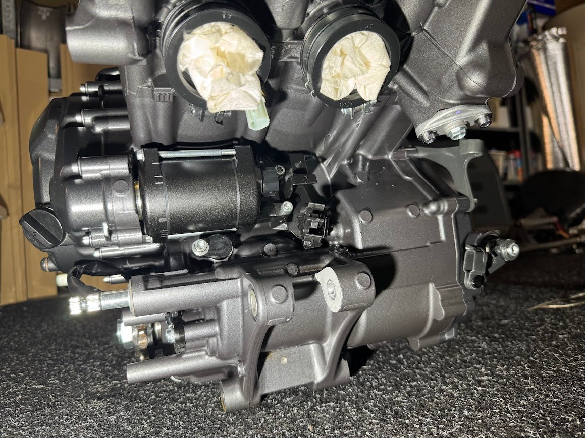 2025 Yamaha YZF R7 Engine Motor LAMS OEM Genuine 4,672kms